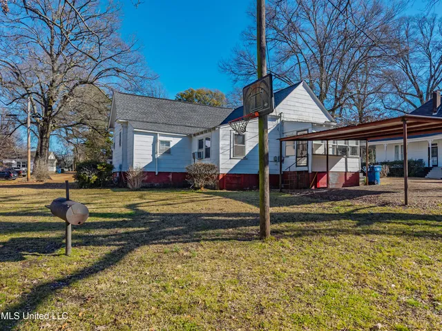 $165,000 | 210 Eureka Street, Batesville, MS 38606
