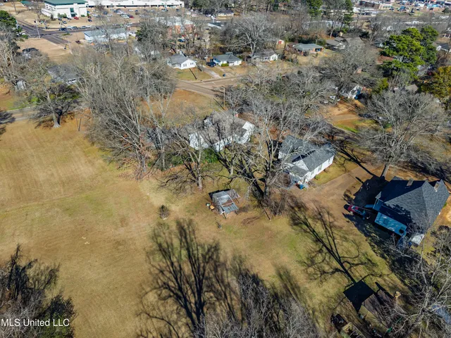 $165,000 | 210 Eureka Street, Batesville, MS 38606