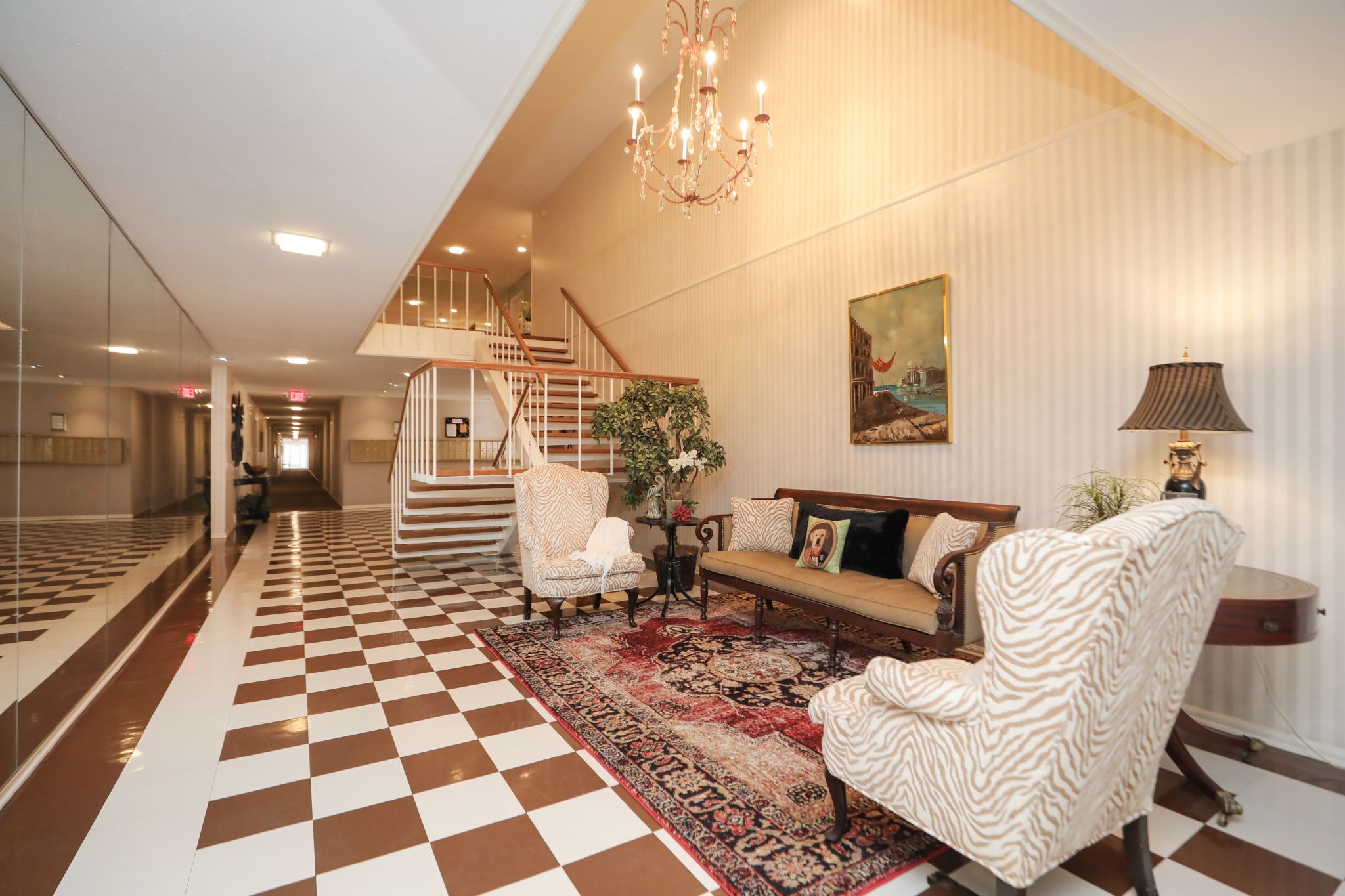 666 South Ripple Creek Drive, Unit 666 Houston, TX 77057 - Photo 32 of 49 a living room with furniture and a rug