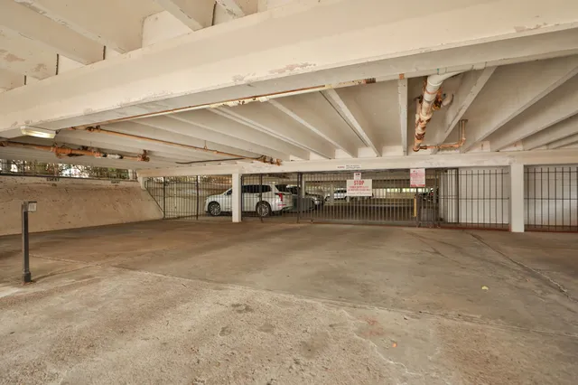 $180,000 | 666 South Ripple Creek Drive, Unit A, Houston, TX 77057