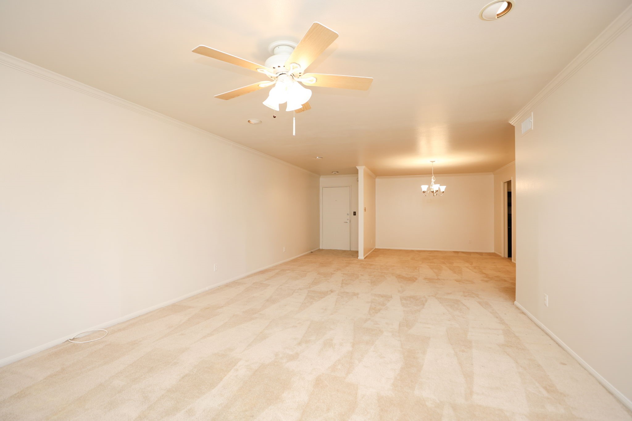 666 South Ripple Creek Drive, Unit 666 Houston, TX 77057 - Photo 7 of 49 a view of an empty room