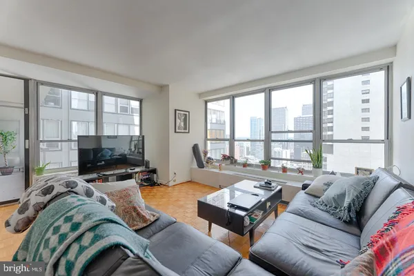 $3,500 | 224-30 West Rittenhouse Square, Unit 2501, Philadelphia, PA 19103
