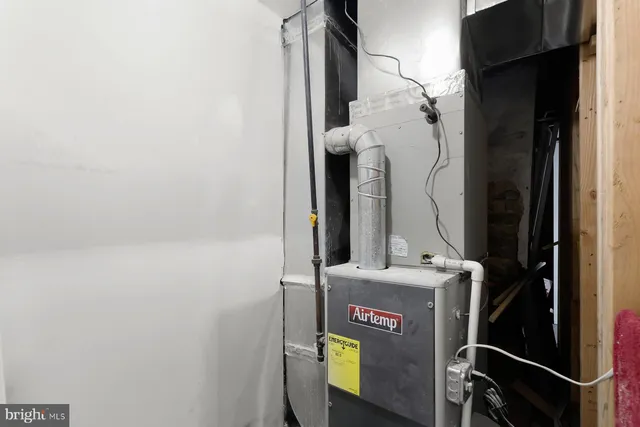 a close view of sink