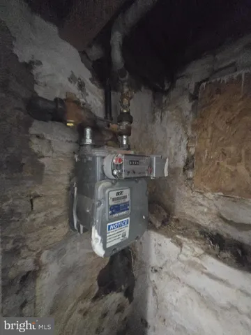 a picture of a black and white wall