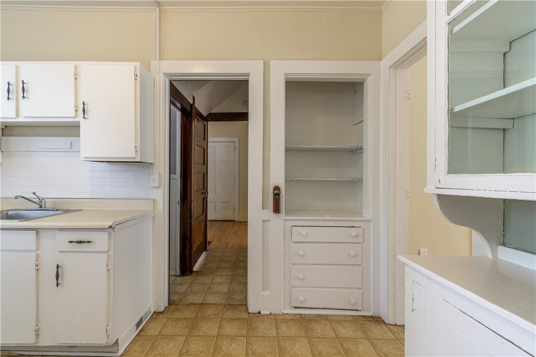 760 Harvard Street Rochester, NY 14610 - Photo 10 of 20 Gallery Image 10