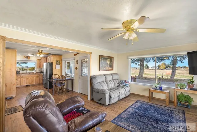 $415,000 | 1077 East 1400 North, Shelley, ID 83274