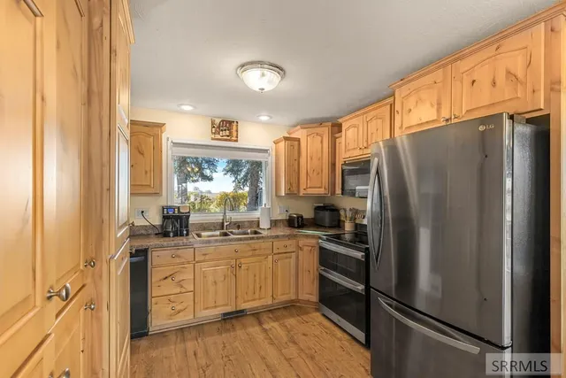 $412,000 | 1077 East 1400 North, Shelley, ID 83274