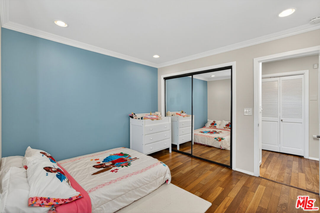 928 11th Street, Unit 2 Santa Monica, CA 90403 - Photo 33 of 46