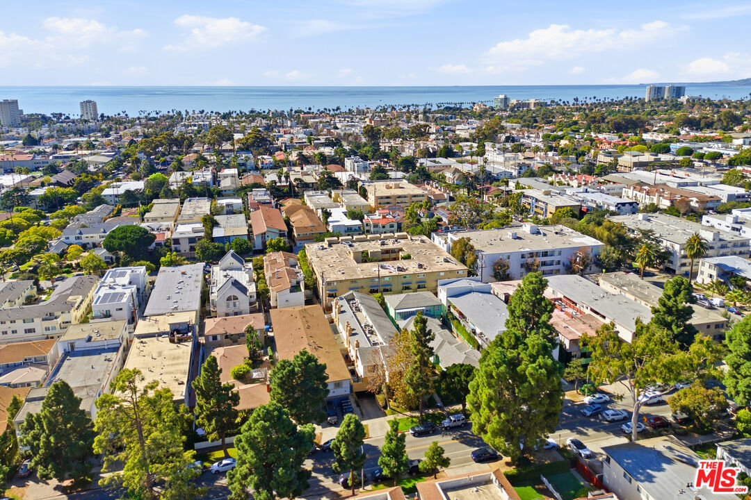 928 11th Street, Unit 2 Santa Monica, CA 90403 - Photo 44 of 46