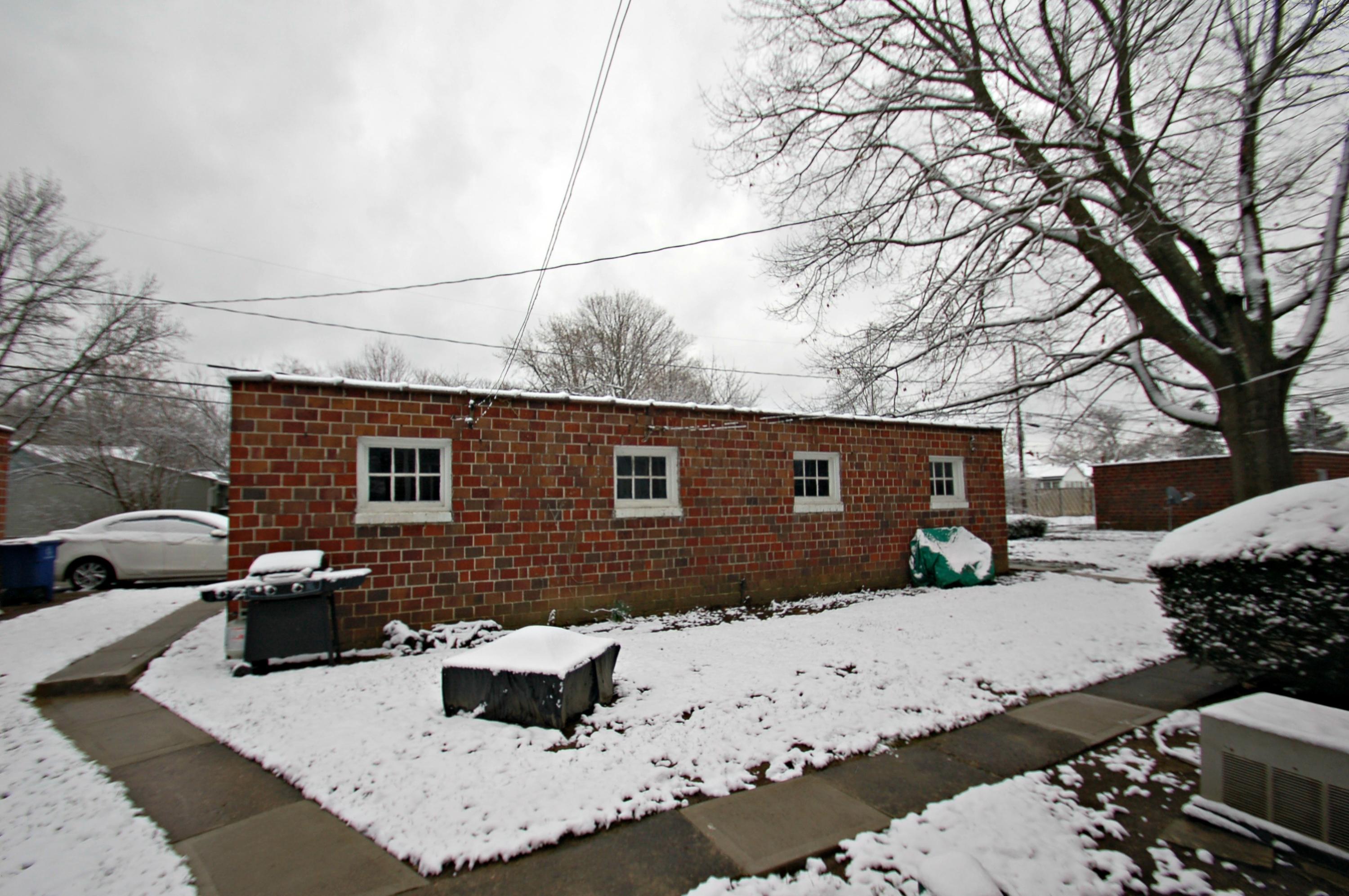 808 Kenwick Road Columbus, OH 43209 - Photo 7 of 15 Gallery Image 7