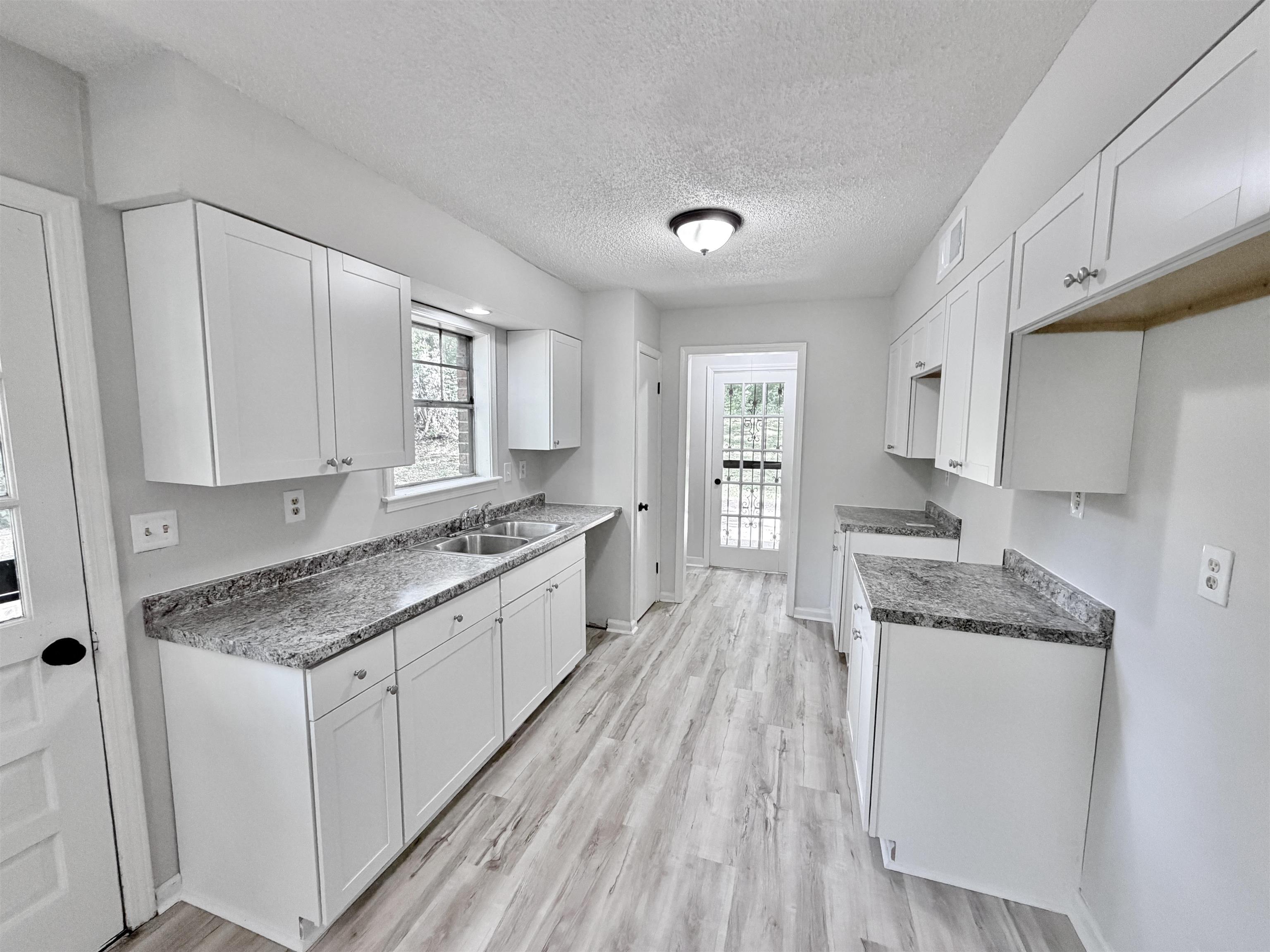 4278 Auburn Road Memphis, TN 38116 - Photo 8 of 28 Kitchen