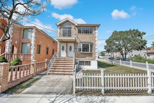 $1,500,000 | 124-19 152nd Avenue | South Ozone Park