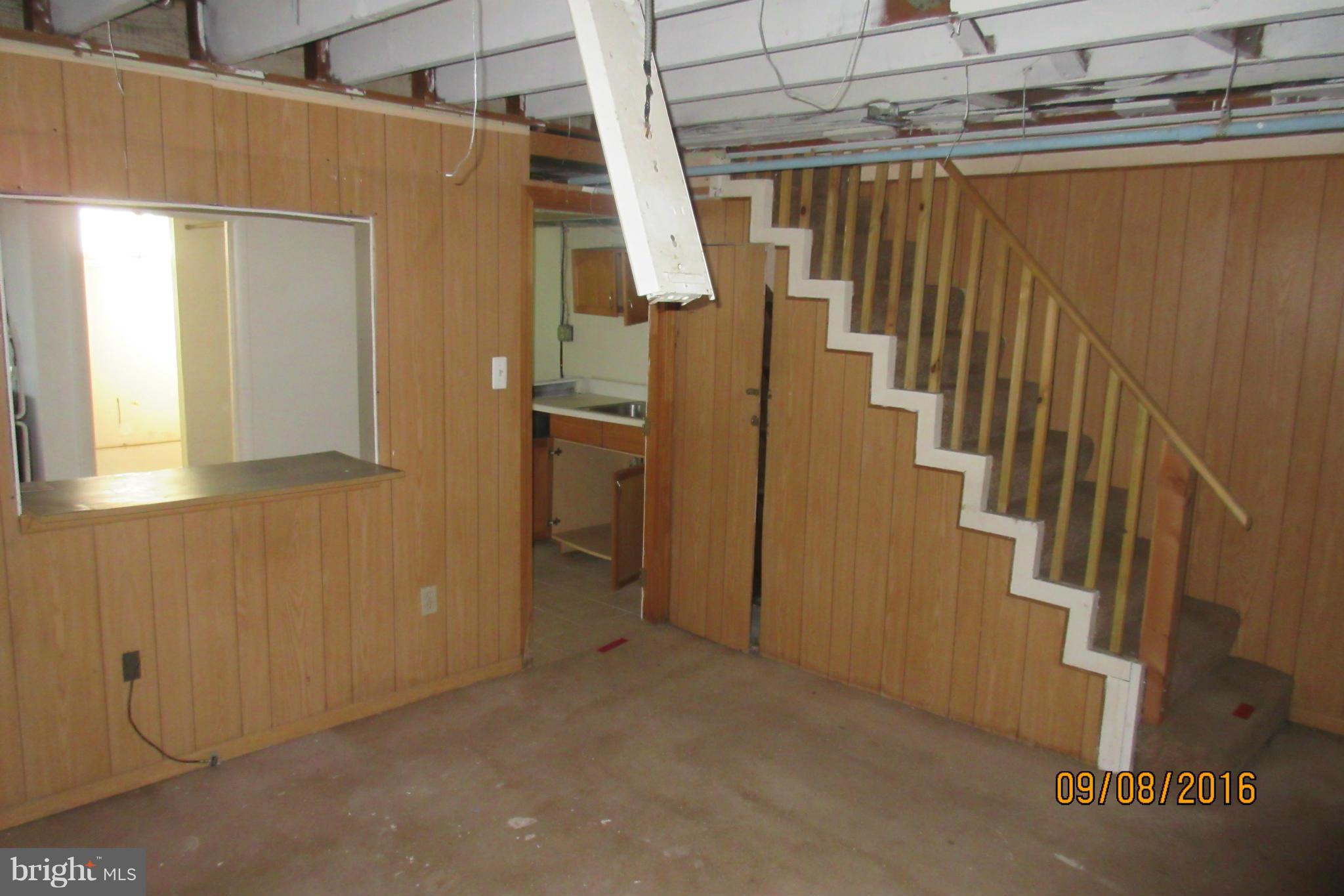 3919 Colchester Road Baltimore, MD 21229 - Photo 4 of 13