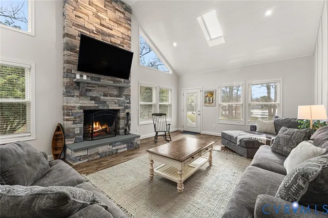 $1,490,000 | 613 Doctors Point Road, Lottsburg, VA 22511