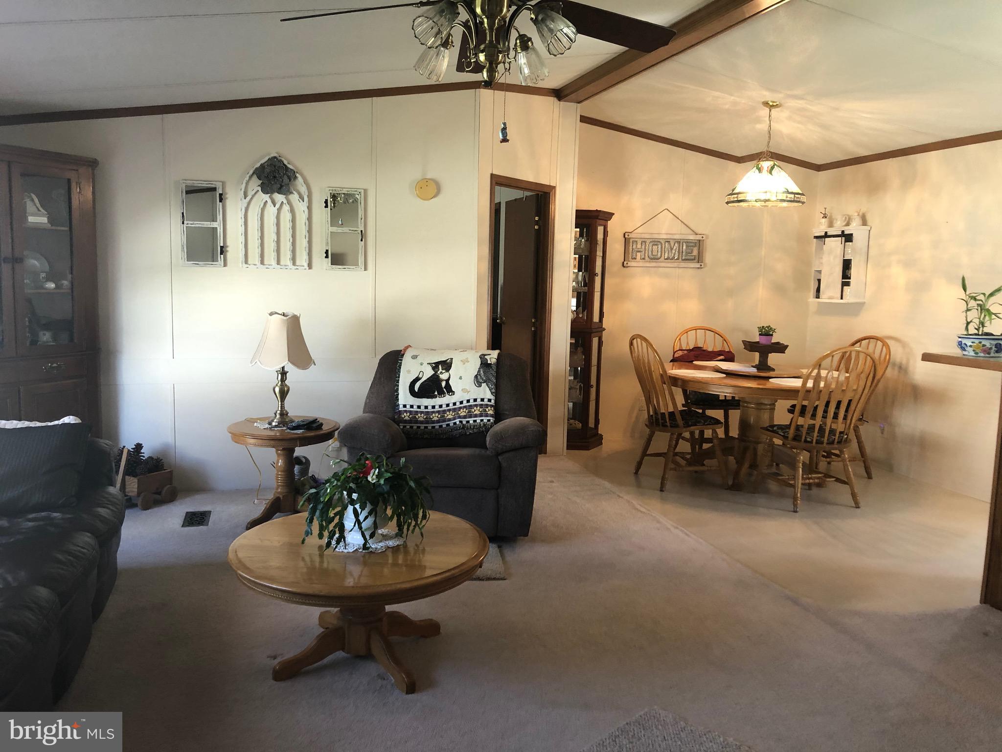16937 Alcott Road Hagerstown, MD 21740 - Photo 23 of 36 large open living space