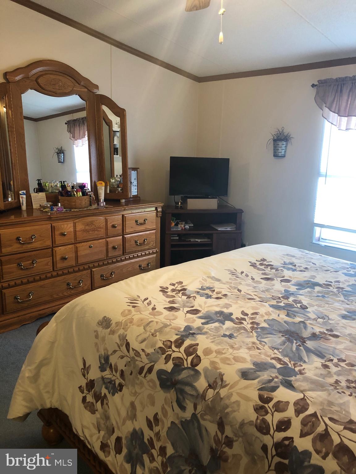 16937 Alcott Road Hagerstown, MD 21740 - Photo 27 of 36 large master bedroom