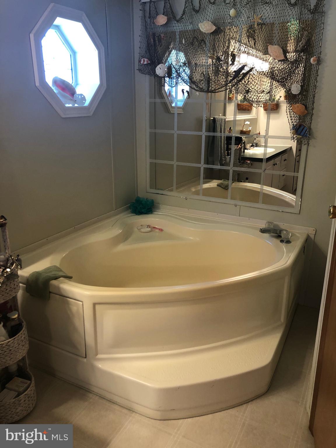 16937 Alcott Road Hagerstown, MD 21740 - Photo 29 of 36 large soaking tub in master suite