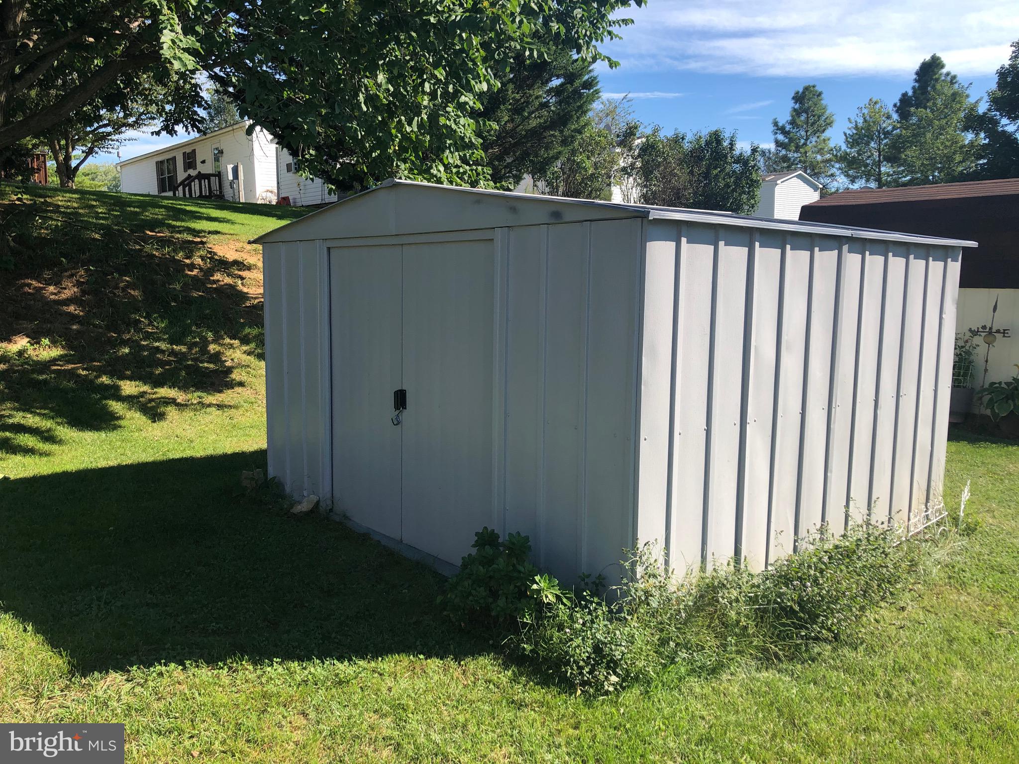 16937 Alcott Road Hagerstown, MD 21740 - Photo 9 of 36 8 x 10 shed in backyard