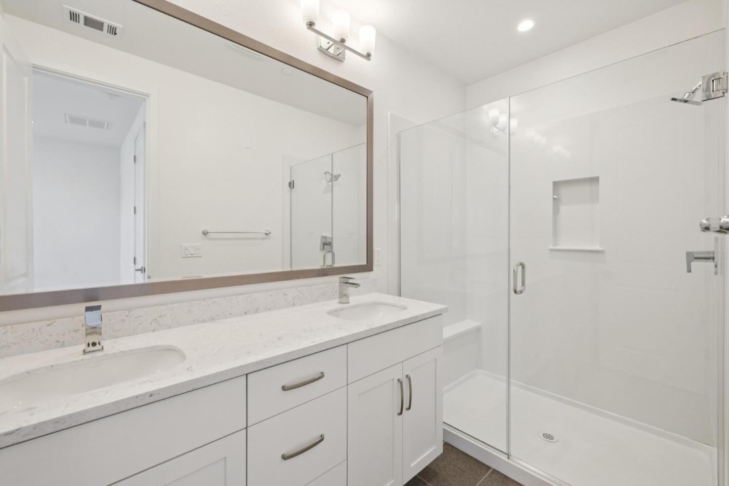 1373 West Middlefield Road Mountain View, CA 94043 - Photo 22 of 41 Gallery Image 22
