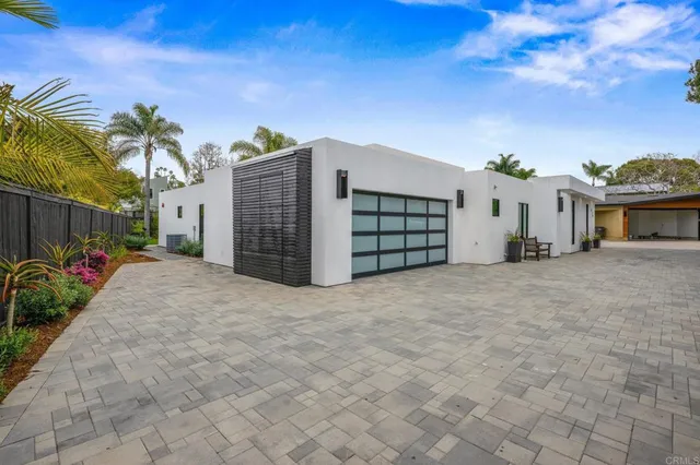 $4,200,000 | 810 Seabright Lane, Solana Beach, CA 92075