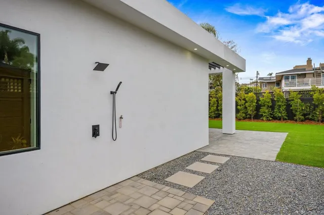 $4,200,000 | 810 Seabright Lane, Solana Beach, CA 92075