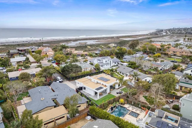 $4,200,000 | 810 Seabright Lane, Solana Beach, CA 92075