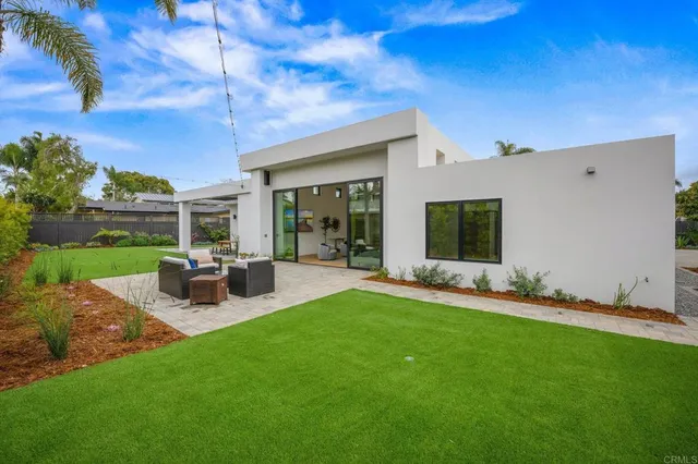 $4,200,000 | 810 Seabright Lane, Solana Beach, CA 92075