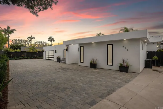 $4,200,000 | 810 Seabright Lane, Solana Beach, CA 92075