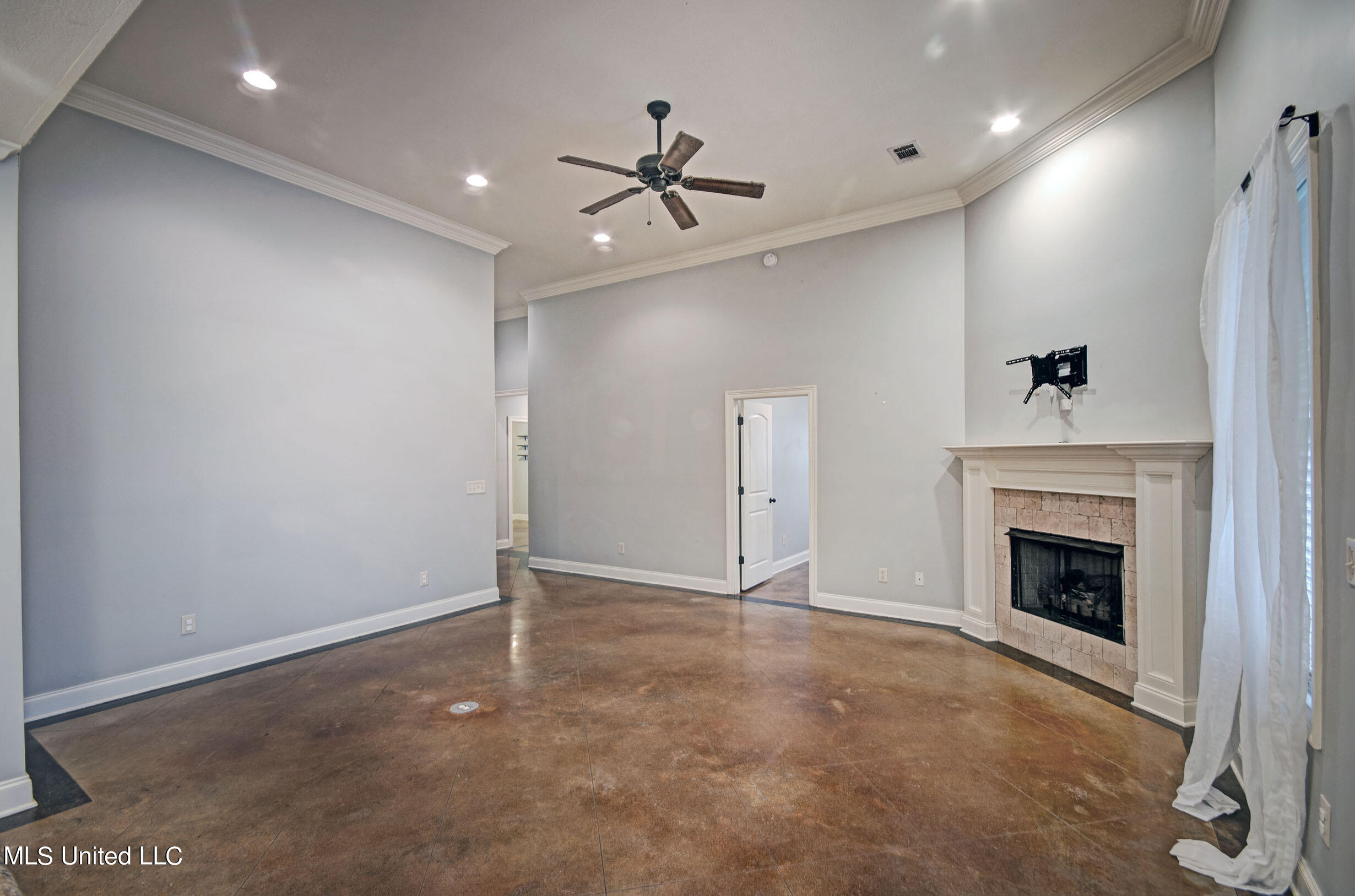 315 Ridge Pointe Drive Brandon, MS 39042 - Photo 5 of 21 IMGP9428_29_30
