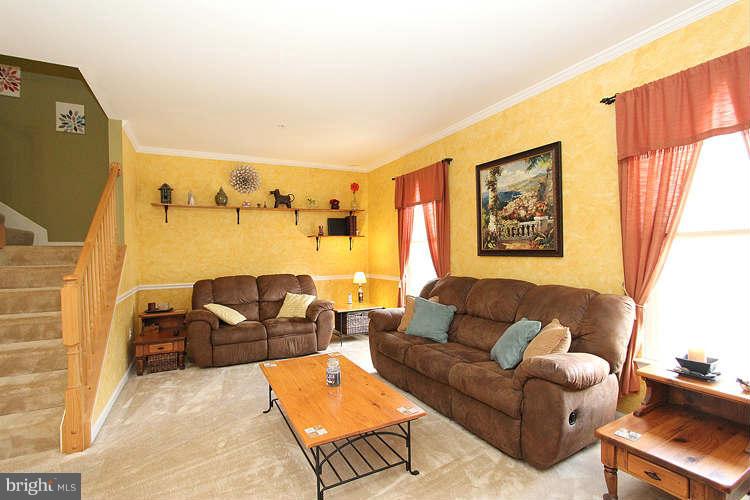 13384 Rushing Water Way Germantown, MD 20874 - Photo 11 of 30 Living Room
