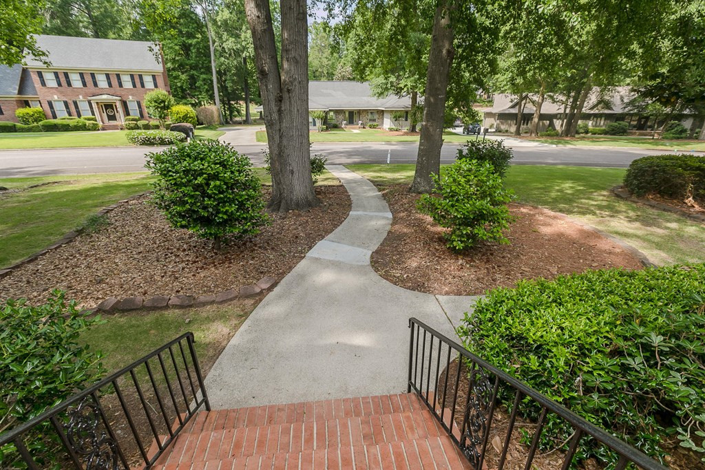 3713 Inverness Way Martinez, GA 30907 - Photo 11 of 64 Gallery Image 11