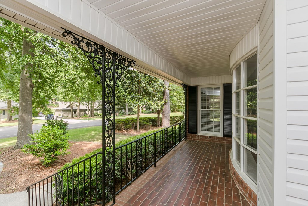 3713 Inverness Way Martinez, GA 30907 - Photo 10 of 64 Gallery Image 10