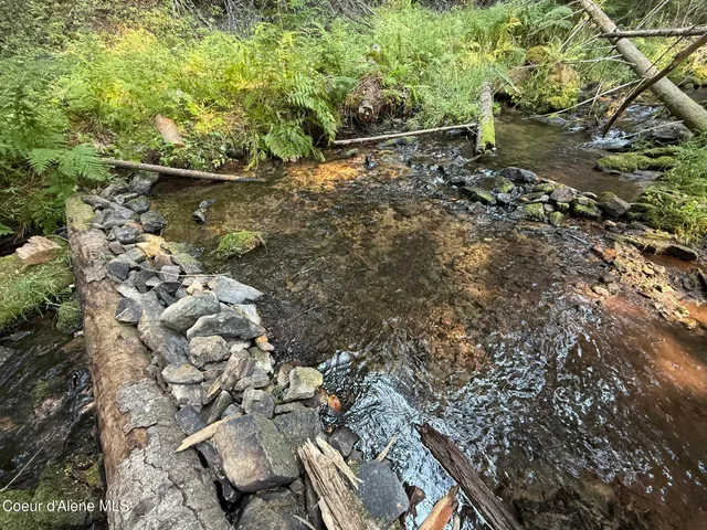 $127,700 | 700 White Pine Way, Fernwood, ID 83830