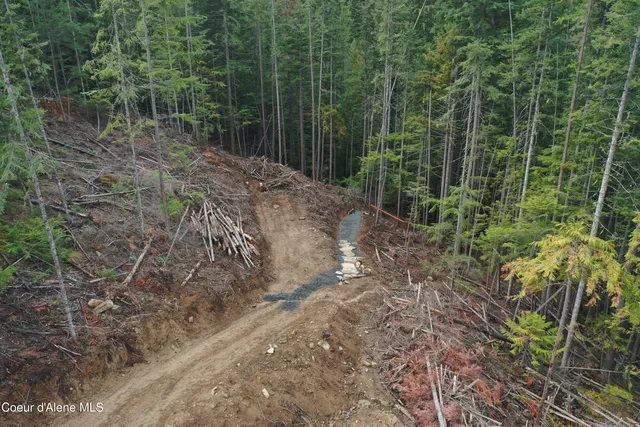 $127,700 | 700 White Pine Way, Fernwood, ID 83830