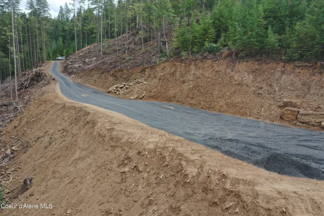 $127,700 | 700 White Pine Way, Fernwood, ID 83830