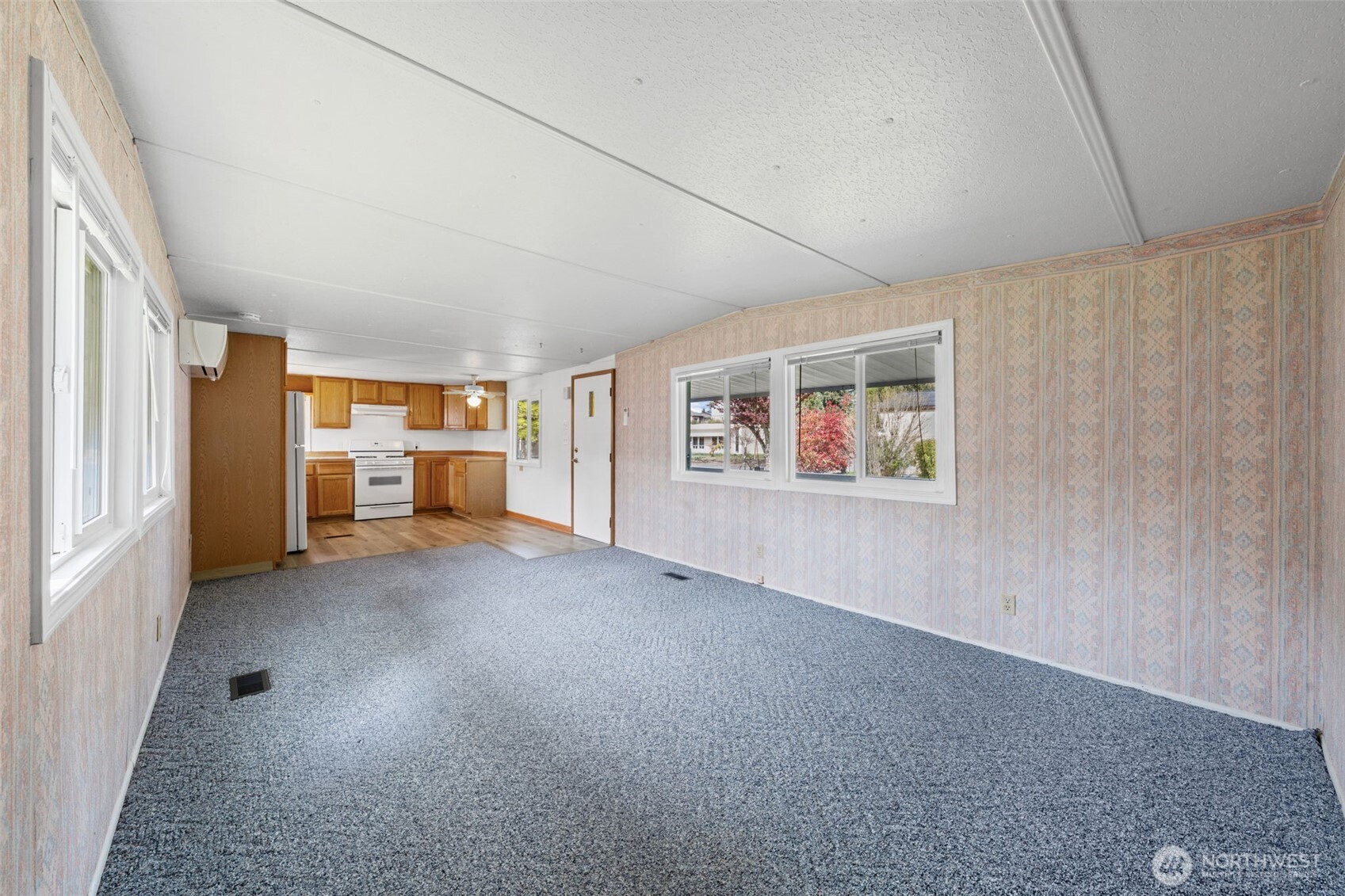 930 Trosper Road Southwest, Unit 33 Tumwater, WA 98512 - Photo 5 of 26 Gallery Image 5