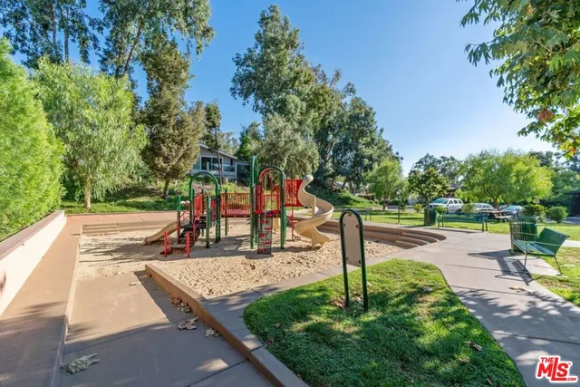 $175,000 | 23777 Mulholland Highway, Unit 134, Calabasas, CA 91302