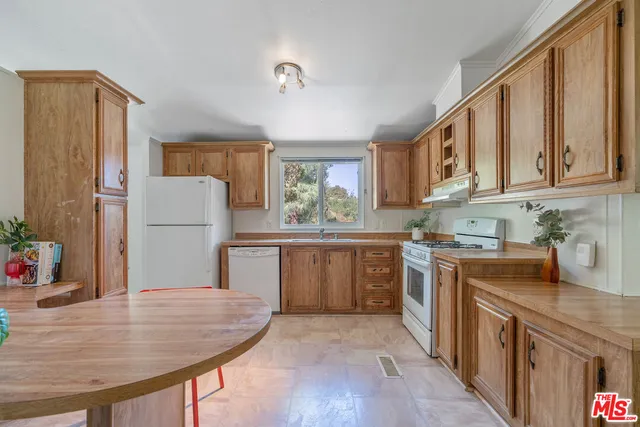 $175,000 | 23777 Mulholland Highway, Unit 134, Calabasas, CA 91302