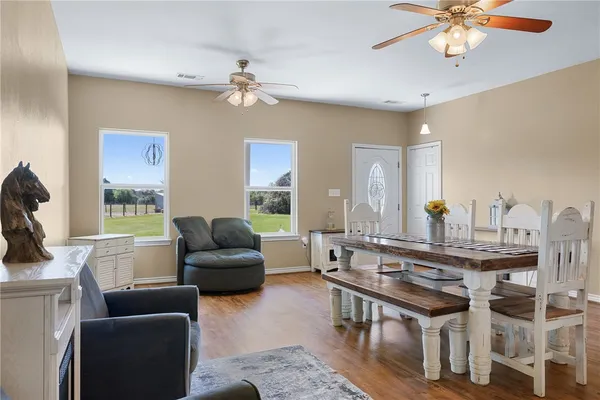 $575,000 | 1389 Hollis Road, Madisonville, TX 77864