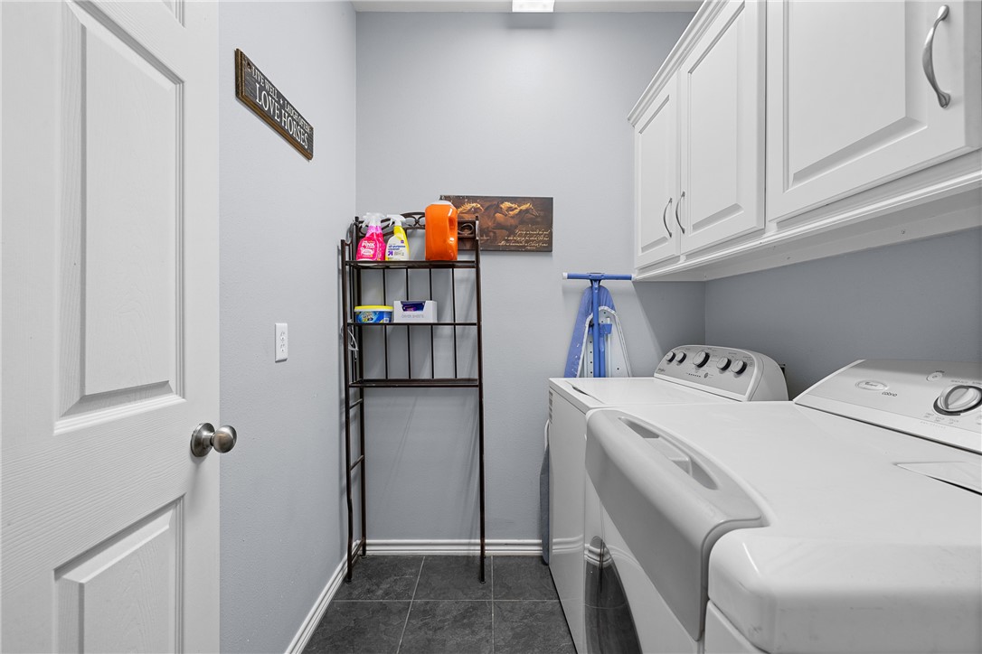 1389 Hollis Road Madisonville, TX 77864 - Photo 15 of 42