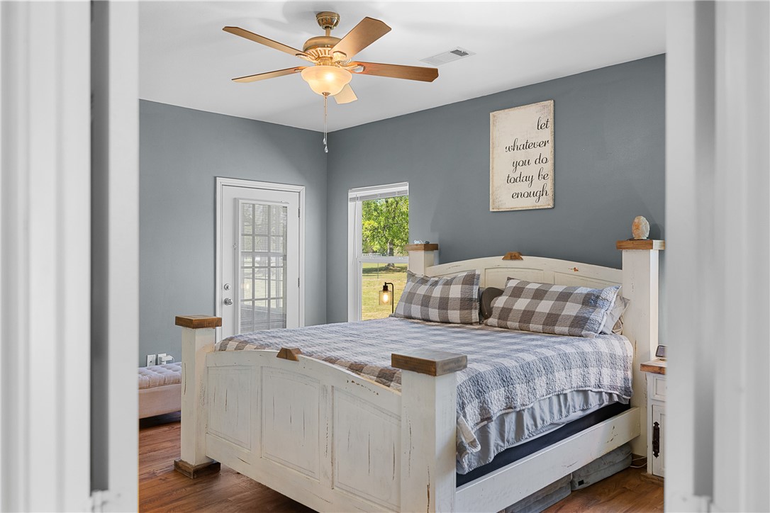 1389 Hollis Road Madisonville, TX 77864 - Photo 19 of 42