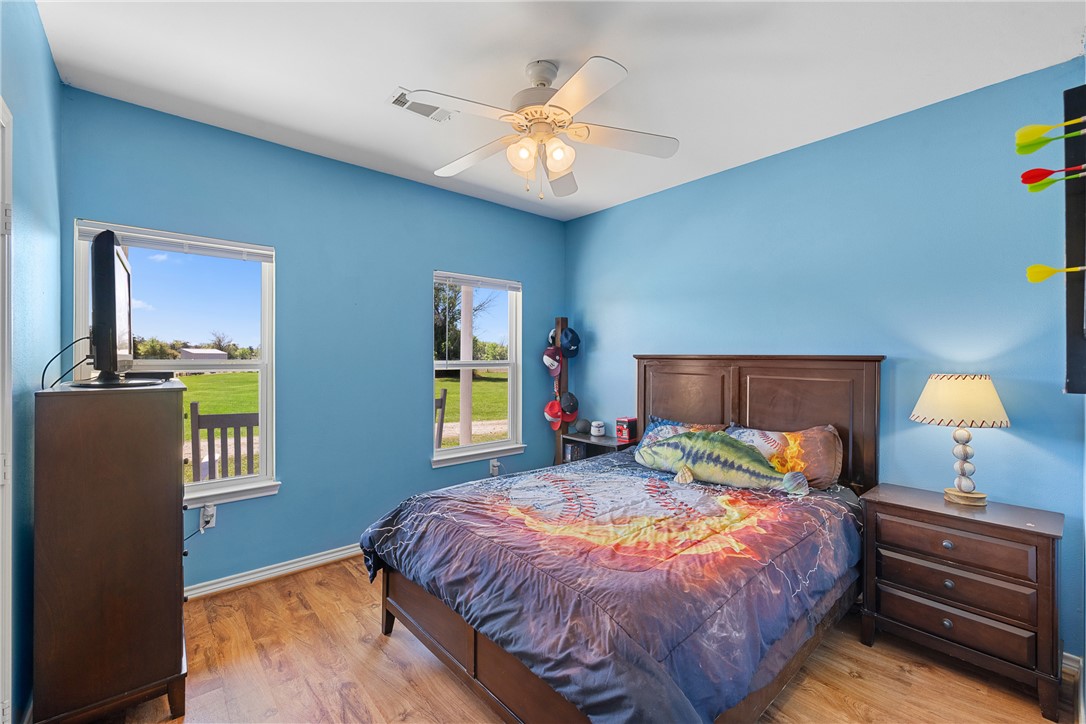 1389 Hollis Road Madisonville, TX 77864 - Photo 21 of 42