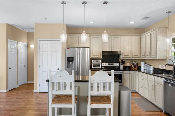 $575,000 | 1389 Hollis Road, Madisonville, TX 77864