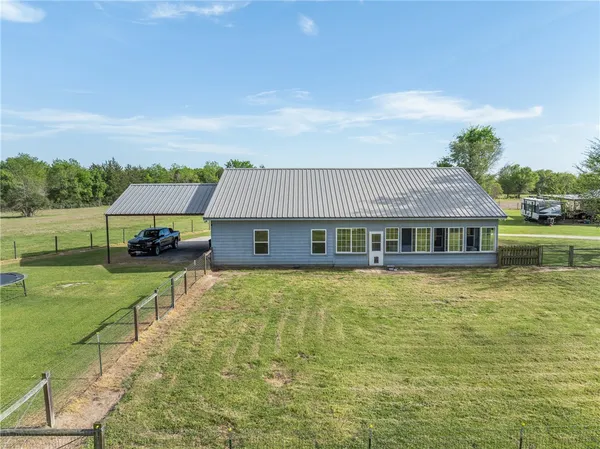 $575,000 | 1389 Hollis Road, Madisonville, TX 77864