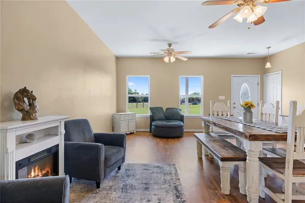 $575,000 | 1389 Hollis Road, Madisonville, TX 77864