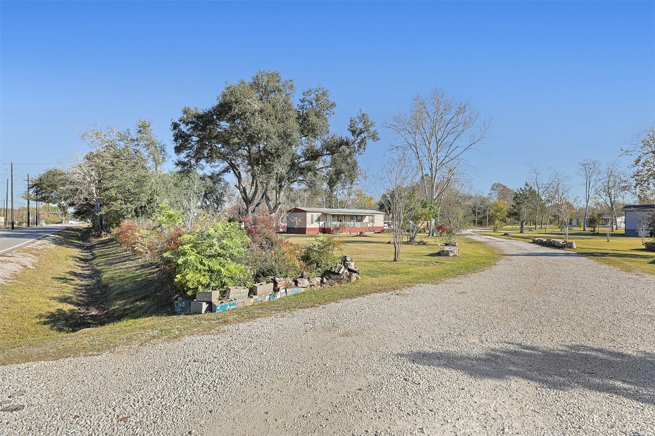 1749 Max Road, Unit CR108 Pearland, TX 77581 - Photo 4 of 26 Beautiful entrance to the property