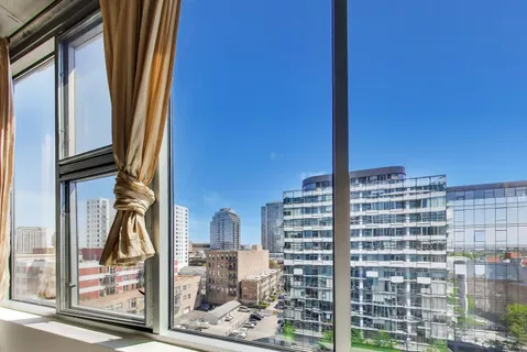 $350,000 | 1720 South Michigan Avenue, Unit 902, Chicago, IL 60616