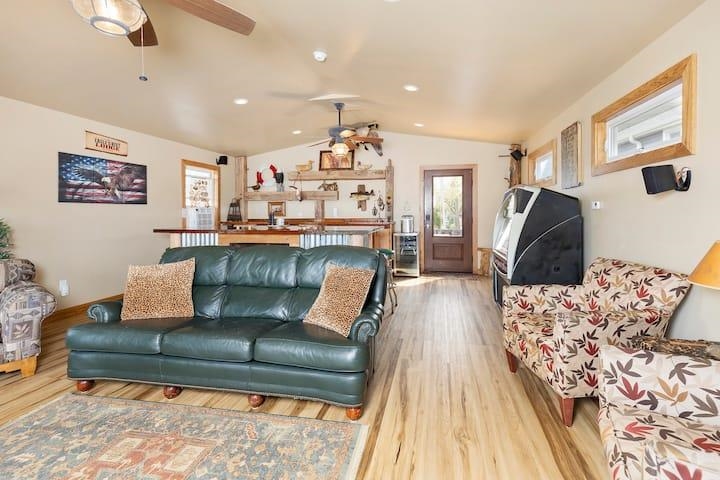 531 East Milwaukee Fort Fort Atkinson, WI 53538 - Photo 13 of 32