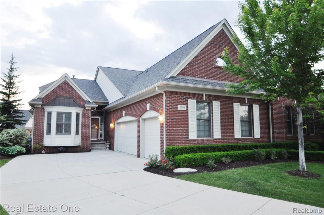 2749 Castlemartin Court Rochester, MI 48306 - Photo 1 of 39 1.JPG