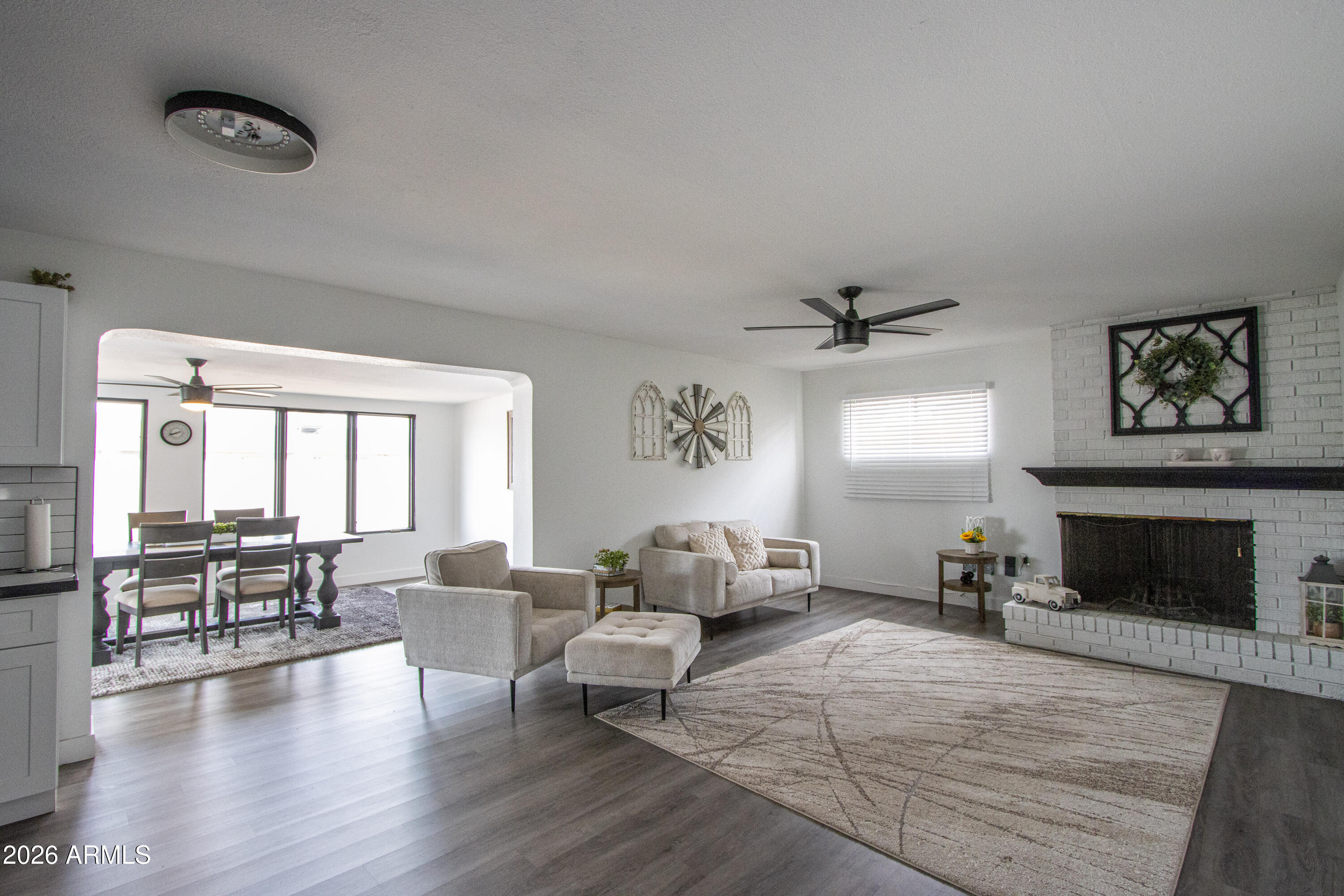 122 East Del Rio Drive Tempe, AZ 85282 - Photo 15 of 36 122 E Del Rio-7